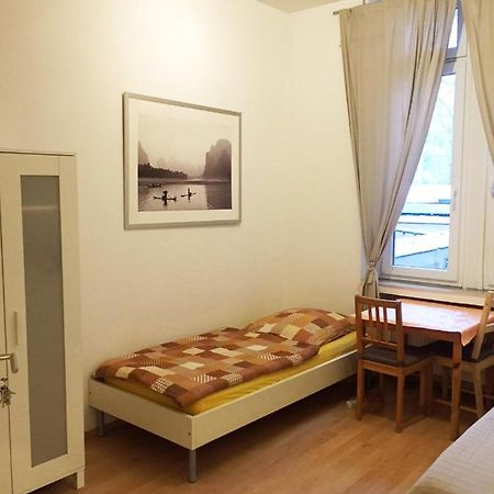 Hannover Sudstadt - Zimmer Und Apartment ภายนอก รูปภาพ