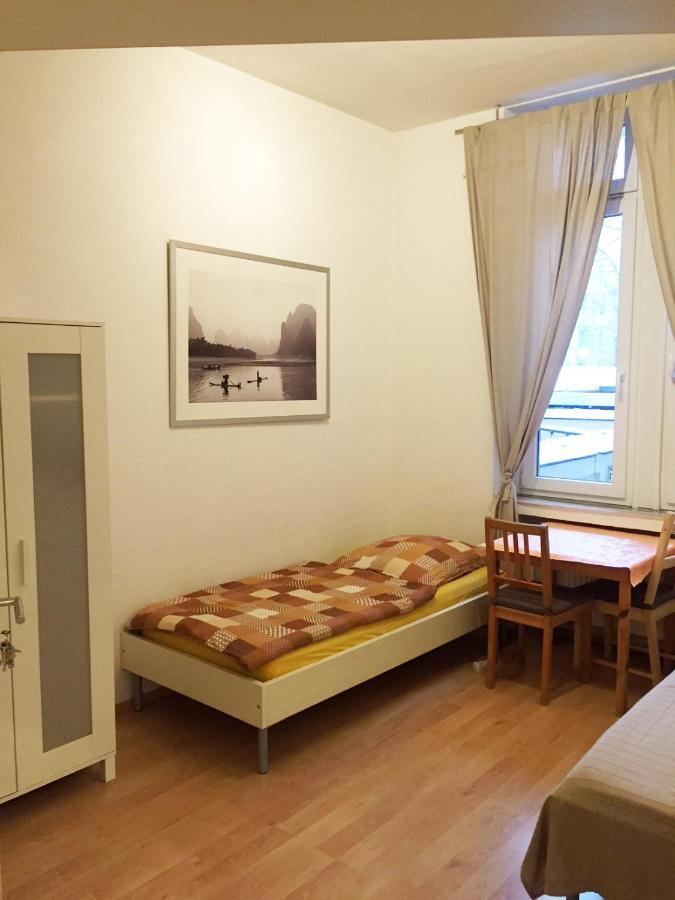 Hannover Sudstadt - Zimmer Und Apartment ภายนอก รูปภาพ